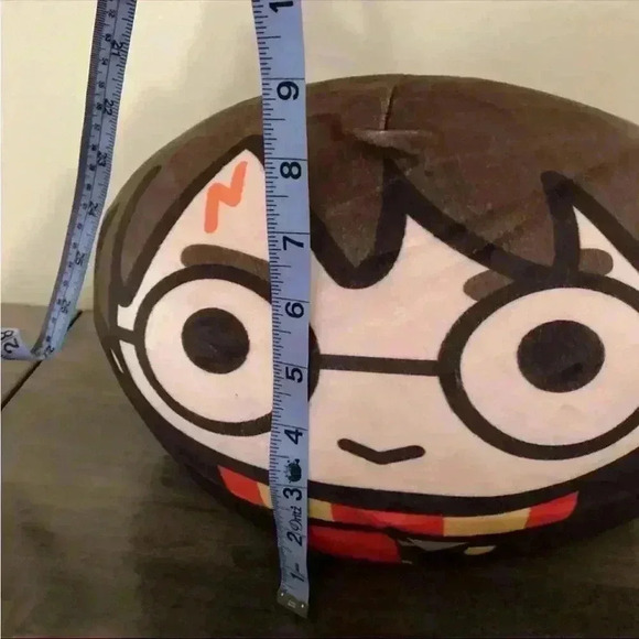 Wizarding World Cloud
Travel Pillow Harry Potter New With Tags! - Picture 5 of 6